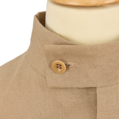 The Fournier Mens Mushroom Linen Jacket Detail of Collar