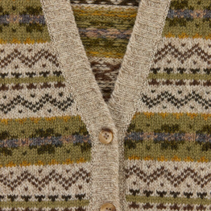 The Oxford Womens Shetland Wool Fair Isle Cardigan Detail