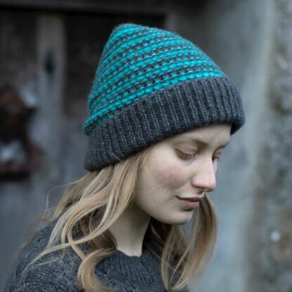 Womens Merino Wool Eyelet Hat Emerald and Khaki Green Model Shot